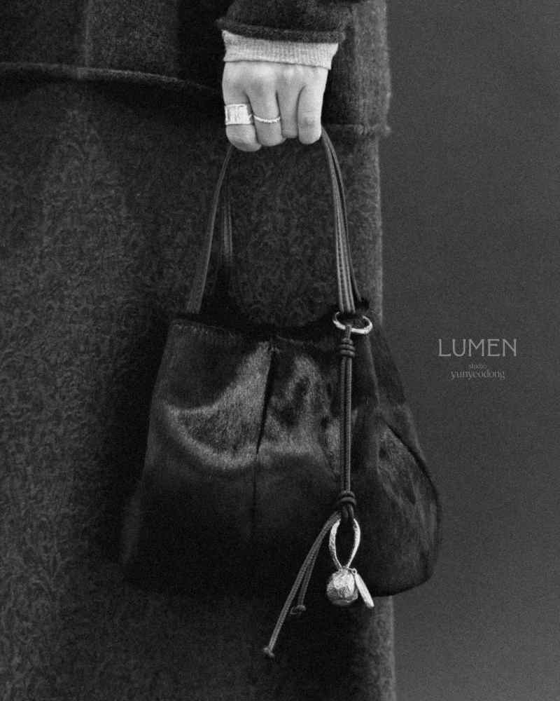 아뜰리에드루멘, 금속 공예 작가 윤여동과의 협업 컬렉션 출시 821-Image